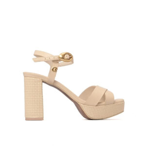 Sandália com Tiras e Fivela Bege Manteiga